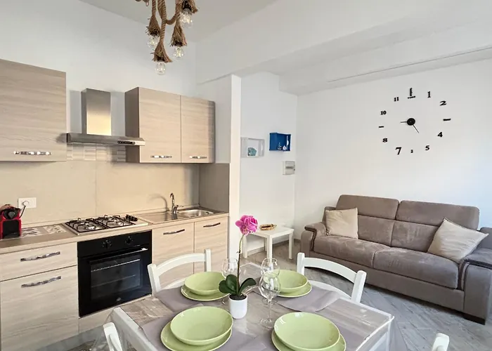 Tatil Evi La Casetta Sul Porto - Centro Mare *